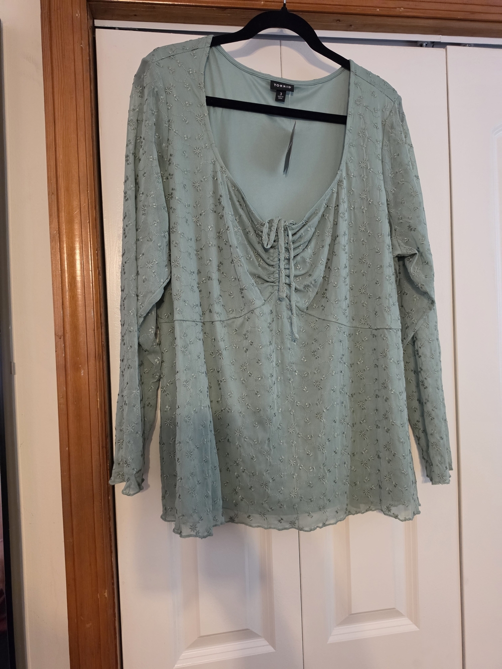 torrid Mint Green Ruched V-Neck Lace-Detail Long Sleeve Top